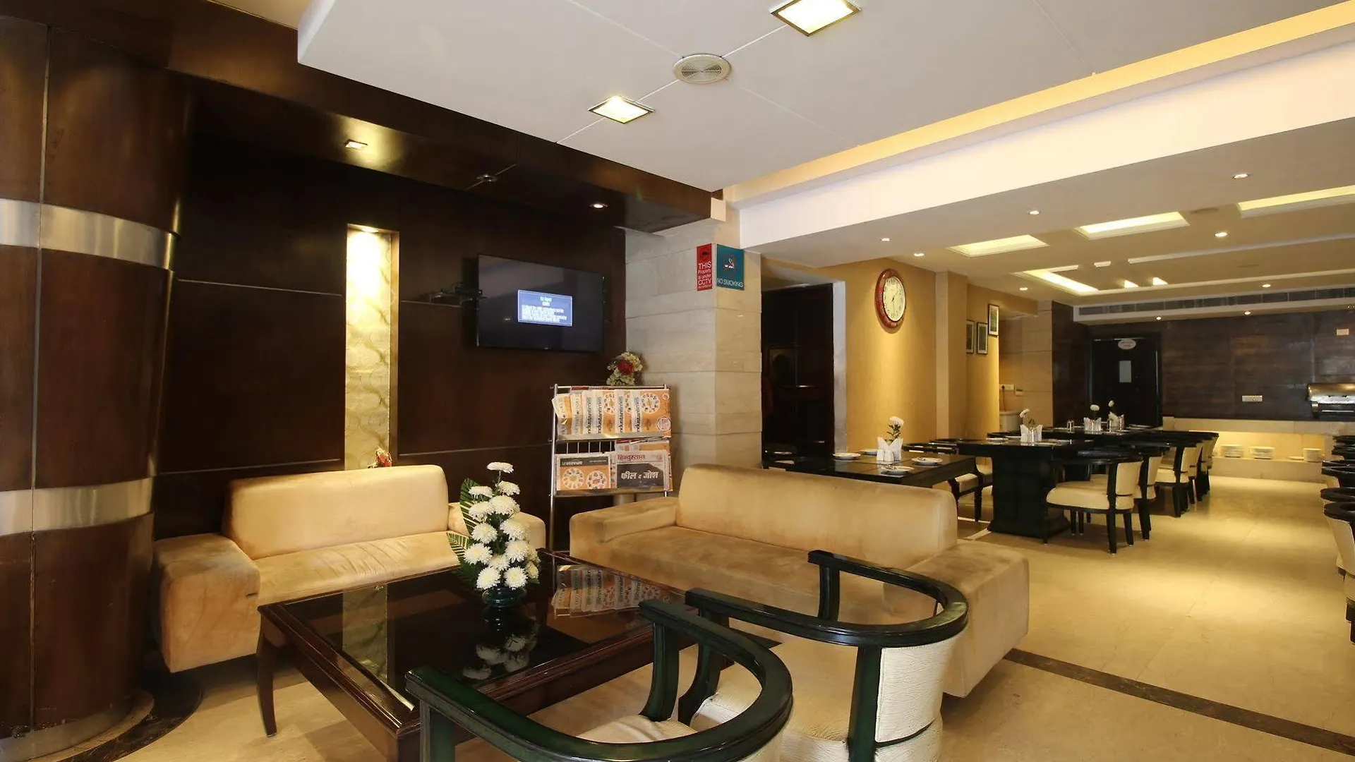Hotel Waves, Delhi Airport India