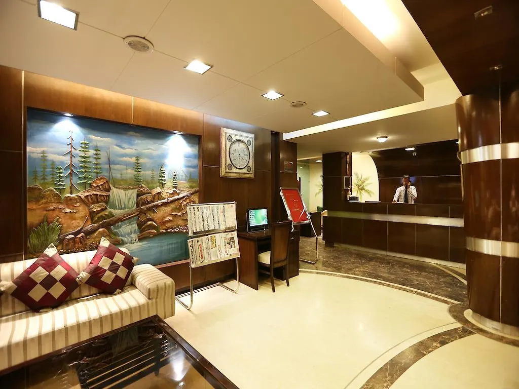 Hotel Waves, Delhi Airport