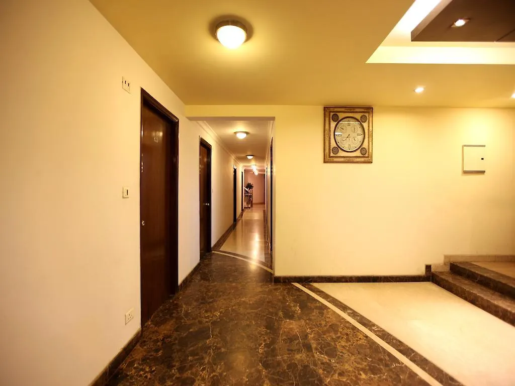Hotel Waves, Delhi Airport